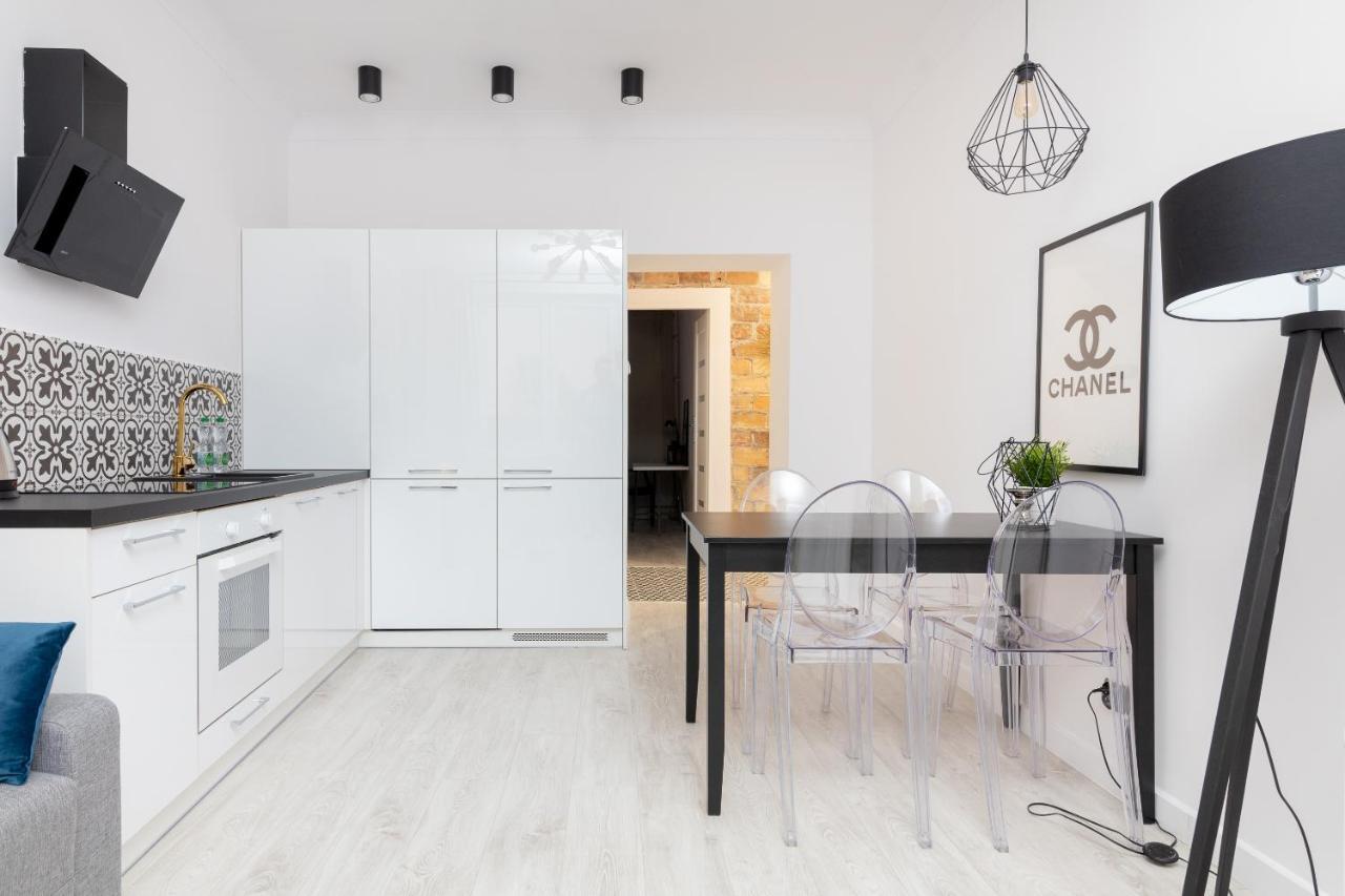 Stara Ochota Vogue Apartment Varsavia Esterno foto